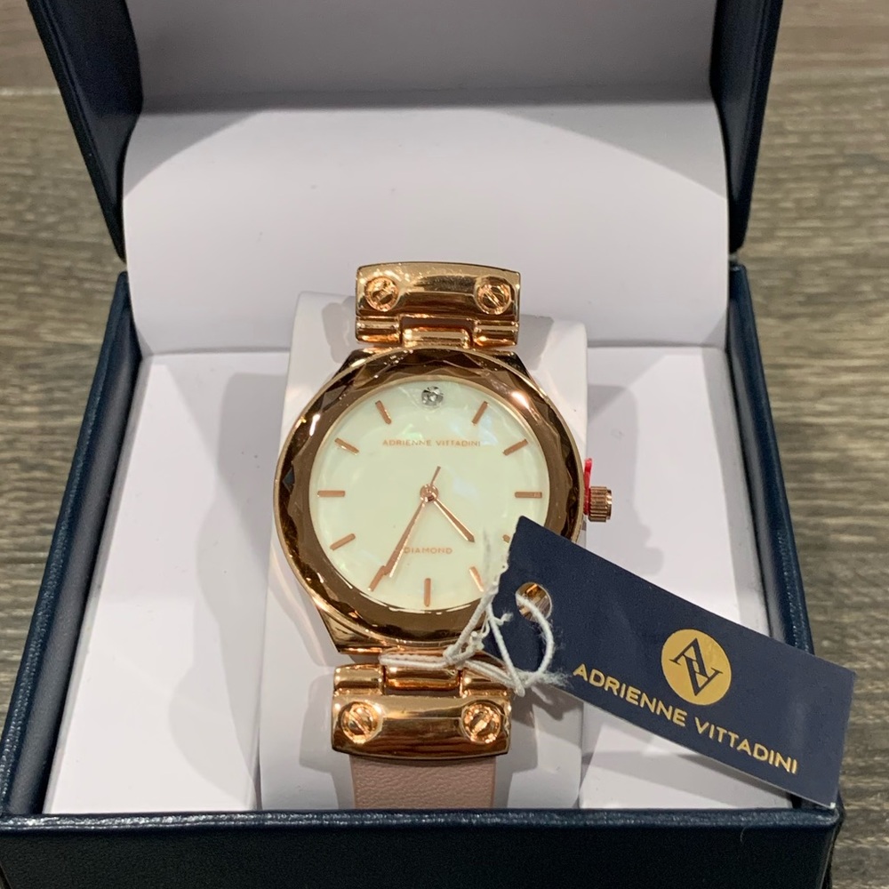 NWT Gorgeous Adrienne Vittadini Rose Gold Watch